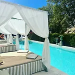 Carmo's Boutique - Small Luxury Of The World