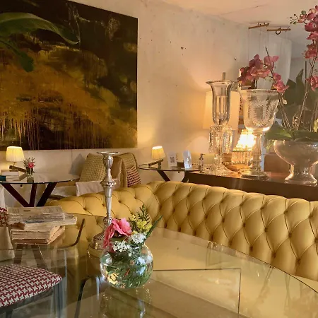 Carmo's Boutique - Small Luxury Of The World 5*